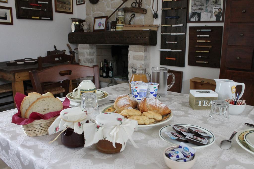 Albachiara Bed & Breakfast โมโนโปลี ภายนอก รูปภาพ