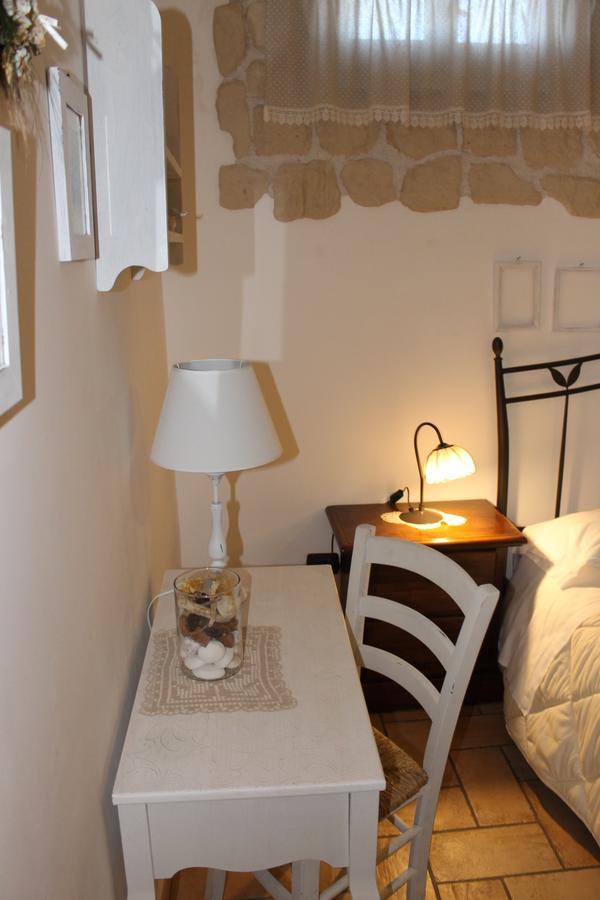 Albachiara Bed & Breakfast โมโนโปลี ภายนอก รูปภาพ